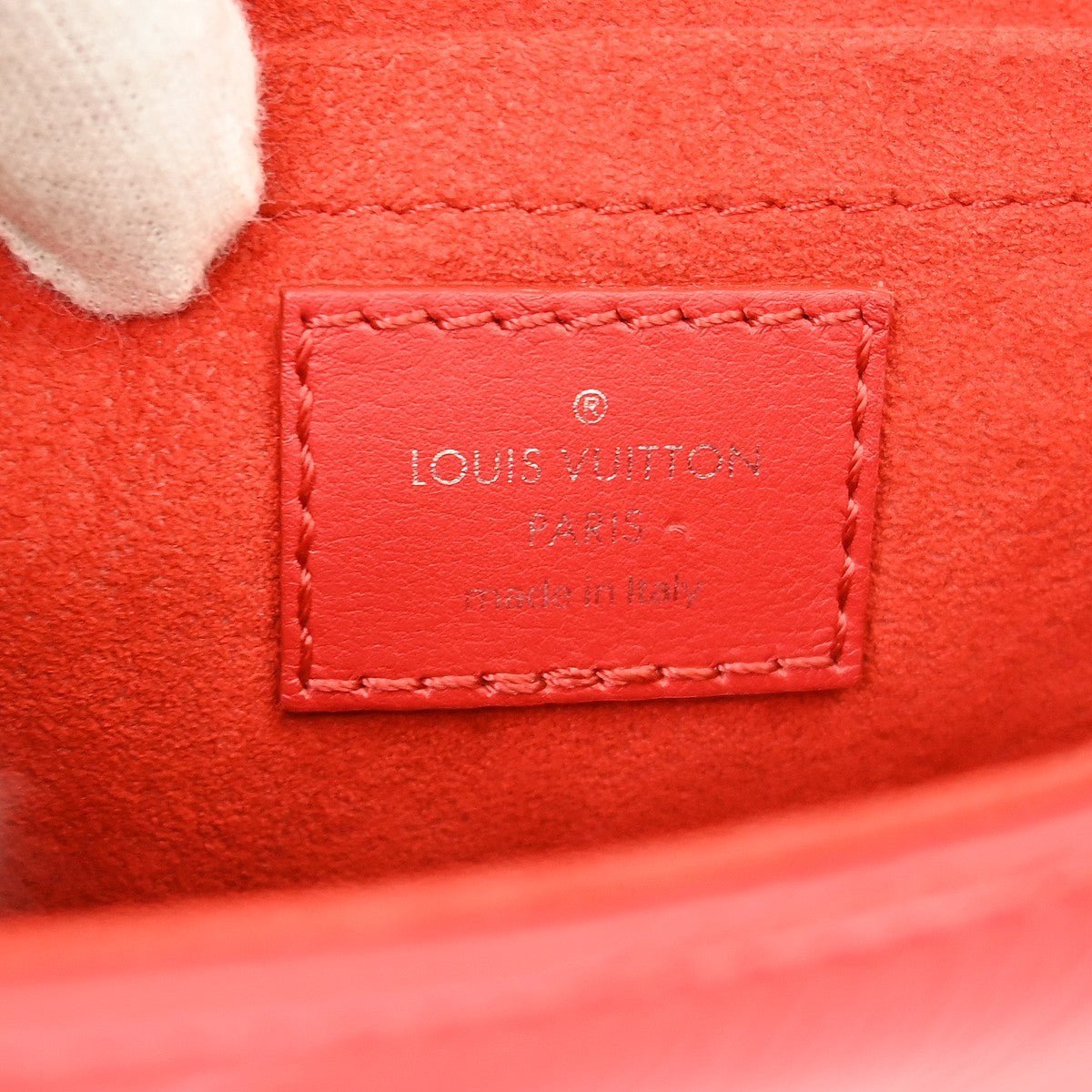 Louis Vuitton New Wave Chain - Brandsamsara