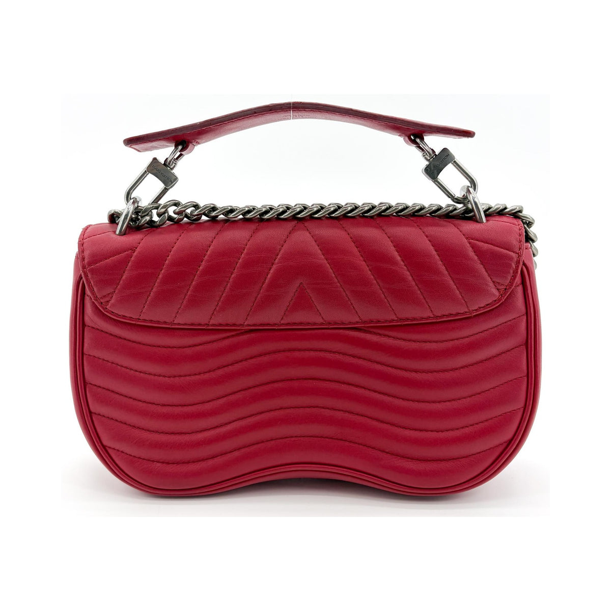 Louis Vuitton New Wave Chain Quilted Leather, Red, Leather, Handbag