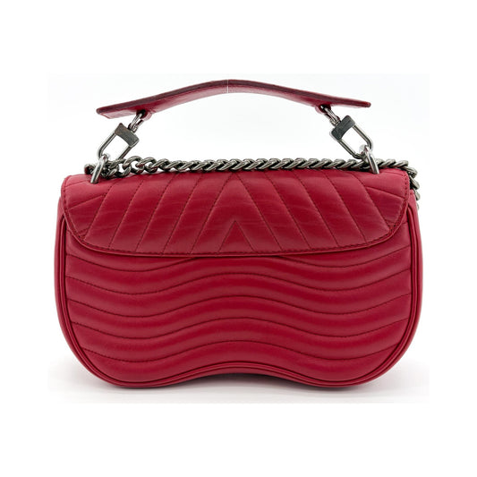 Louis Vuitton New Wave Chain Quilted Leather, Red, Leather, Handbag