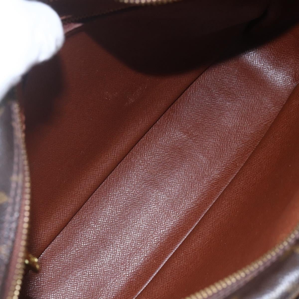 Louis Vuitton Nil Messenger Bag - Brandsamsara