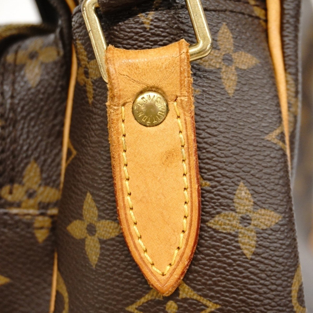 Louis Vuitton Nile - Brandsamsara