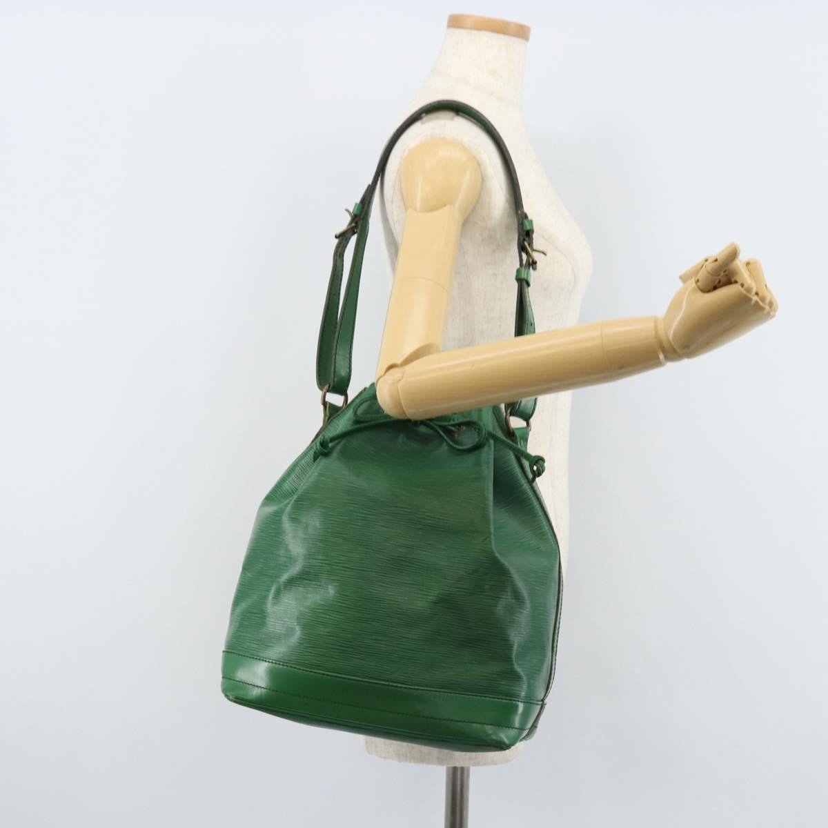 Louis Vuitton Noe Shoulder bag - Brandsamsara