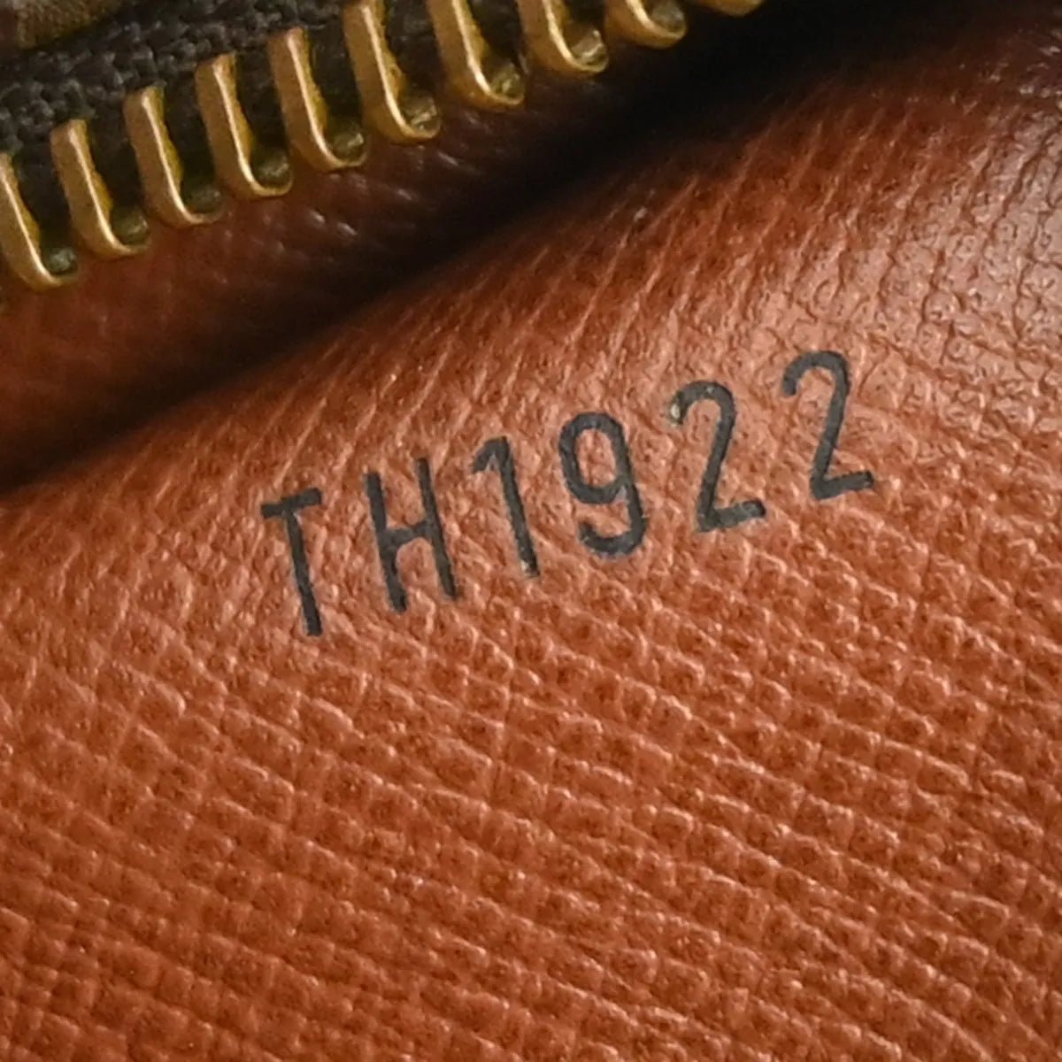 Louis Vuitton Papillon - Brandsamsara
