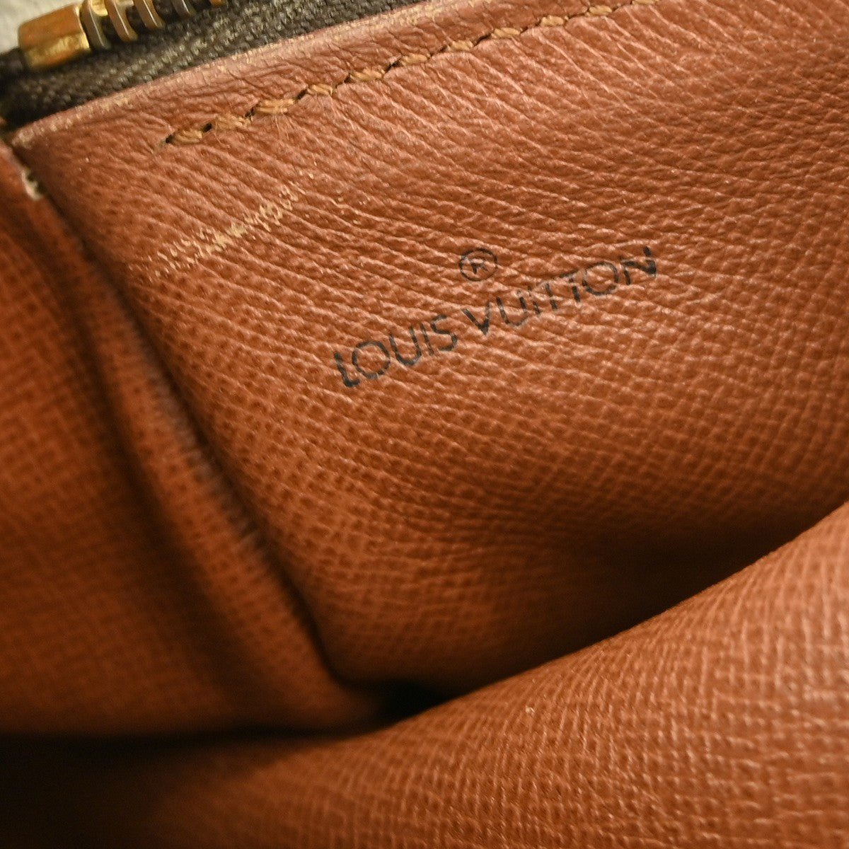 Louis Vuitton Papillon Handbag - Brandsamsara