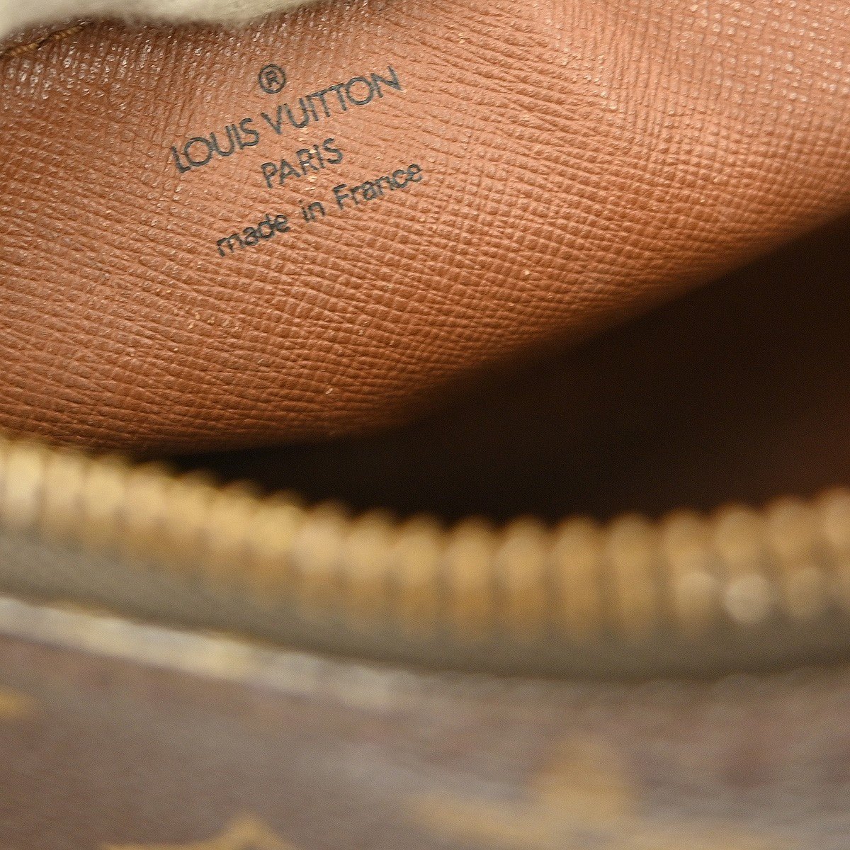 Louis Vuitton Papillon Handbag - Brandsamsara