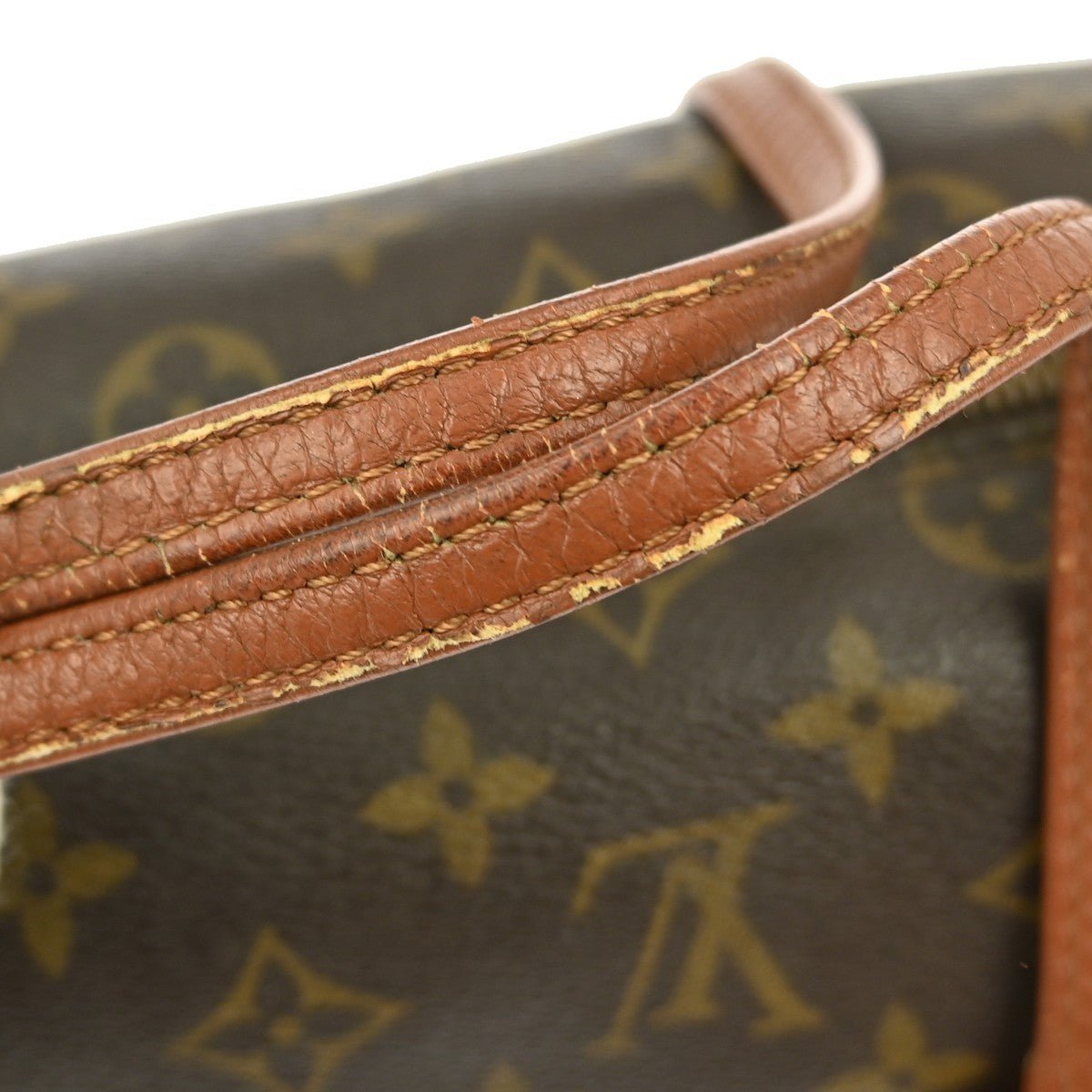 Louis Vuitton Papillon Handbag - Brandsamsara