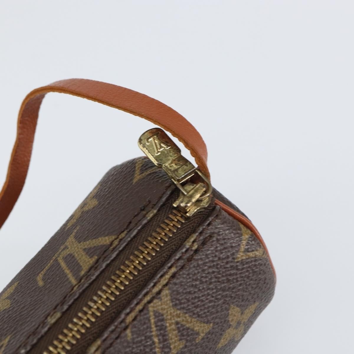 Louis Vuitton Papillon Pochette - Brandsamsara