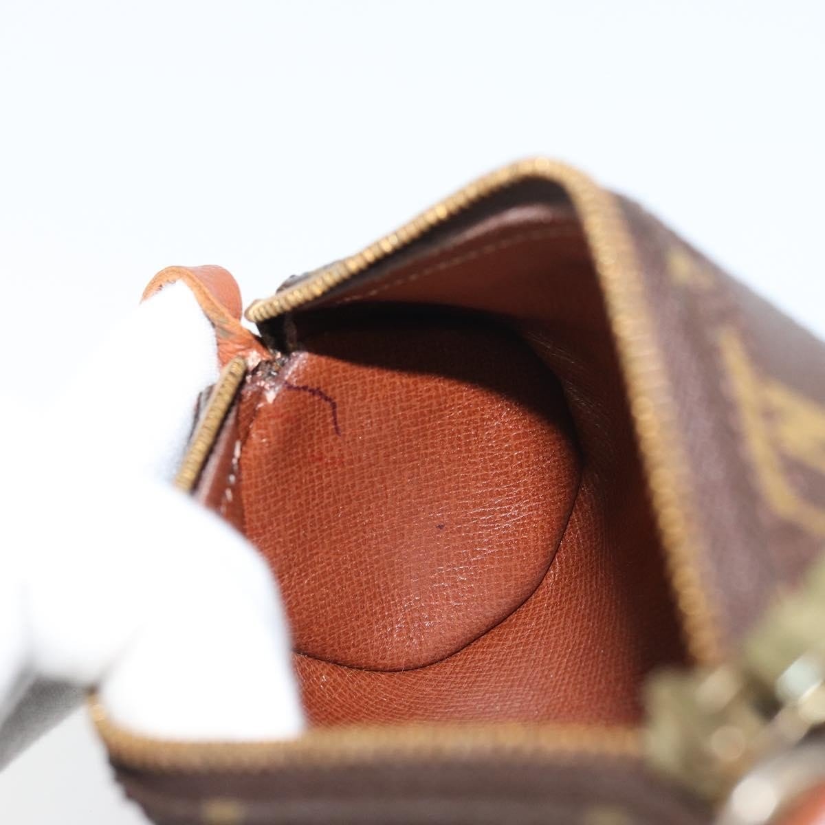 Louis Vuitton Papillon Pochette - Brandsamsara