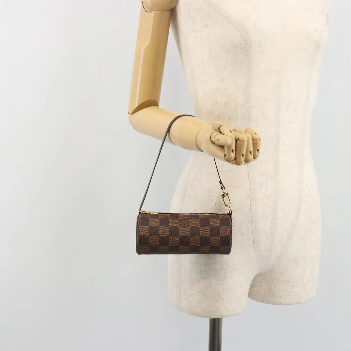 Louis Vuitton Papillon Pochette - Brandsamsara