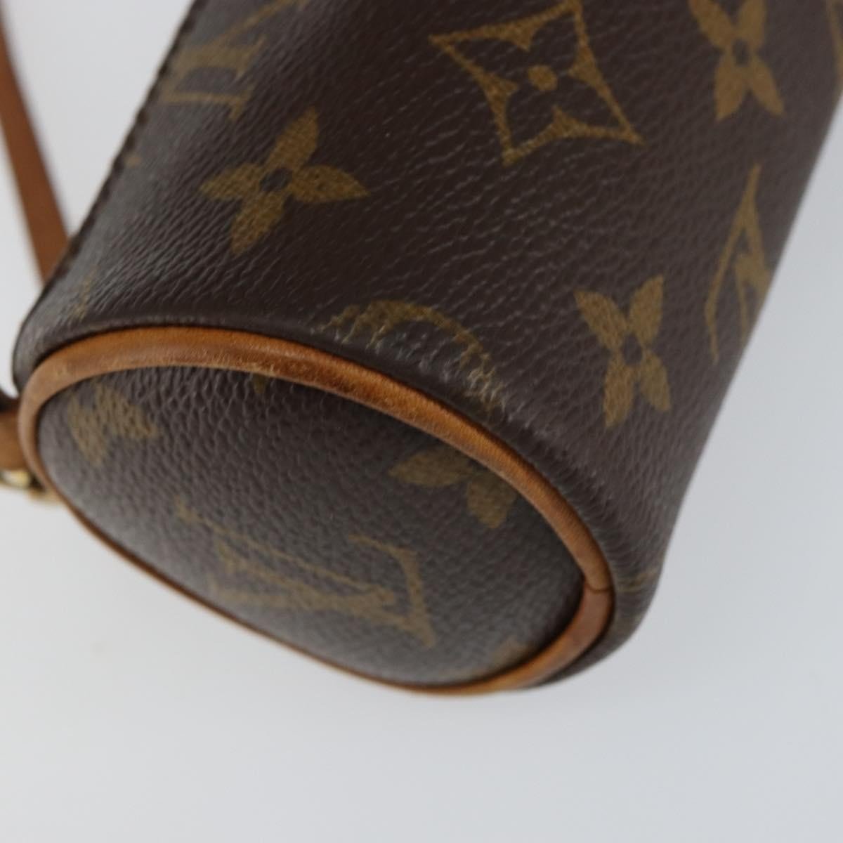 Louis Vuitton Papillon Pochette - Brandsamsara