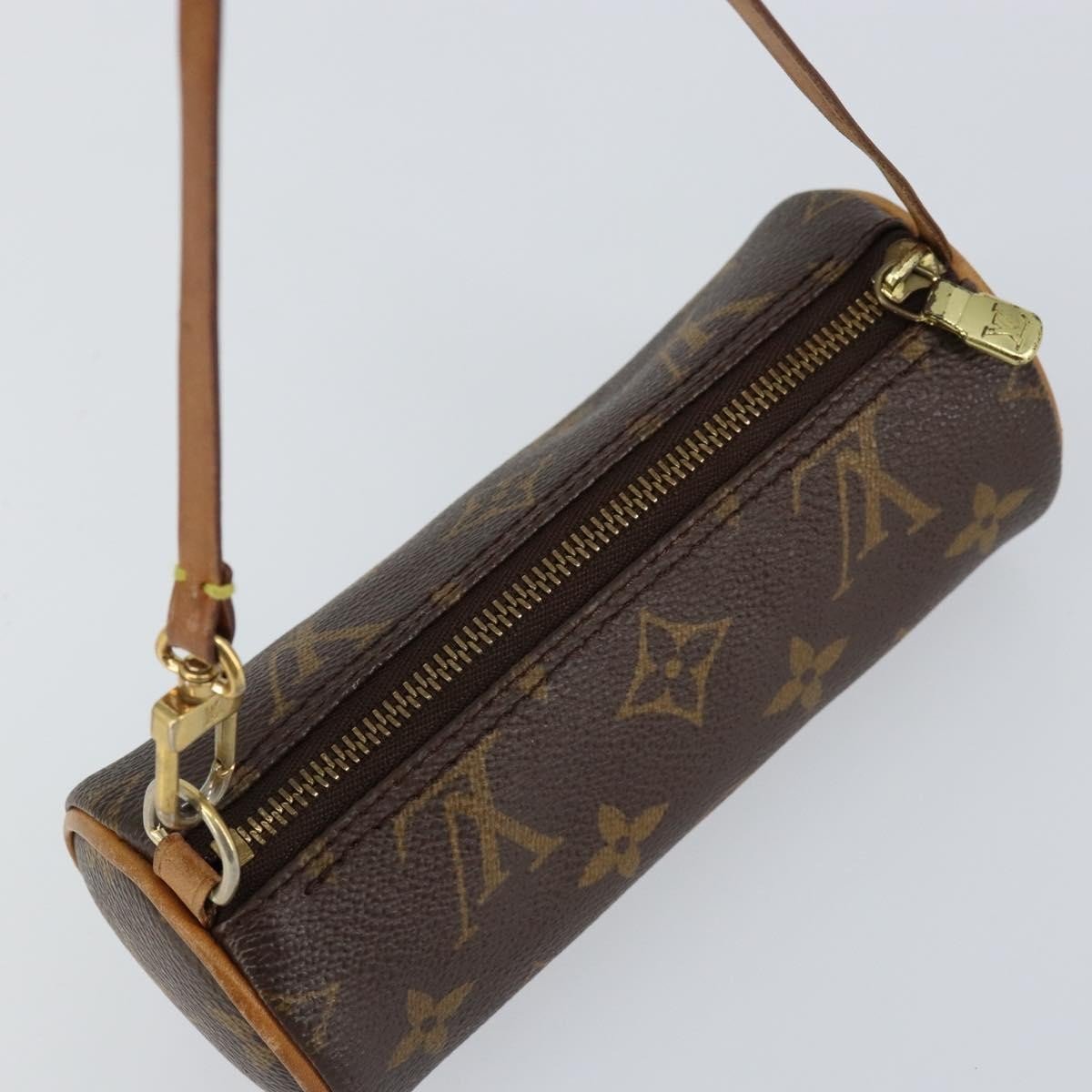 Louis Vuitton Papillon Pochette - Brandsamsara