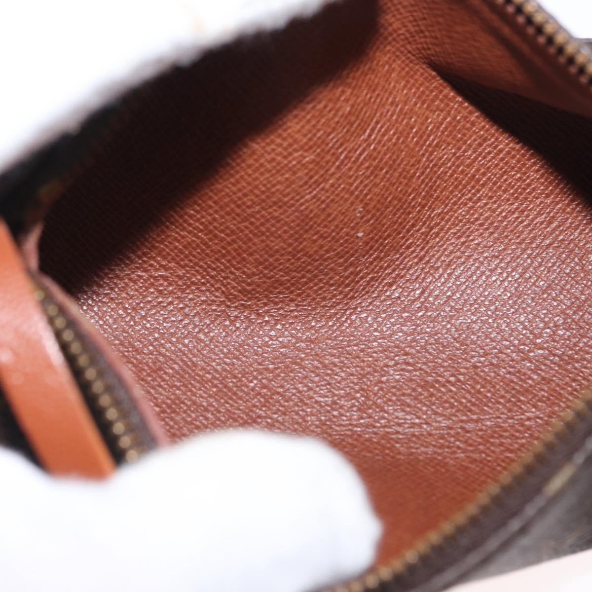 Louis Vuitton Papillon Pochette - Brandsamsara