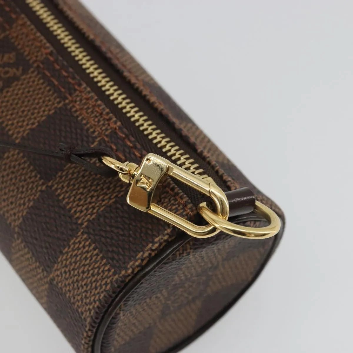 Louis Vuitton Papillon Pochette - Brandsamsara