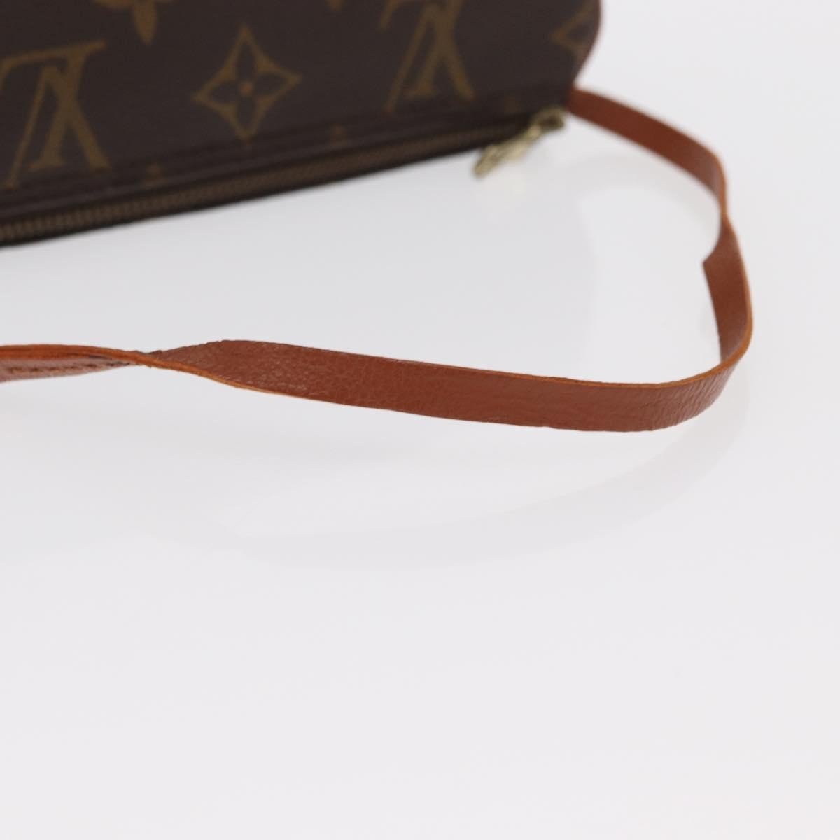 Louis Vuitton Papillon Pochette - Brandsamsara