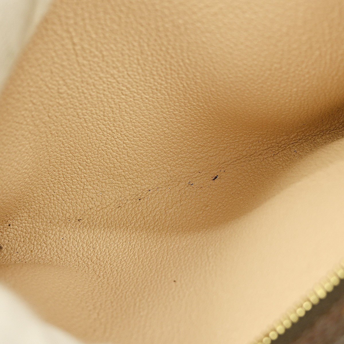 Louis Vuitton Petit Bucket Bag - Brandsamsara