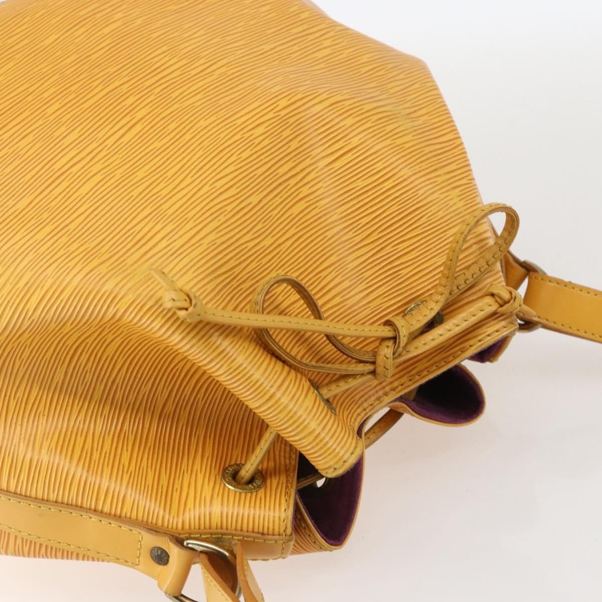 Louis Vuitton Petit Noe Handbag - Brandsamsara