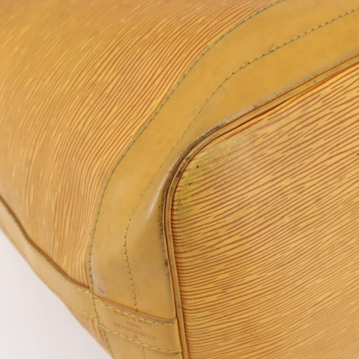 Louis Vuitton Petit Noe NM Handbag - Brandsamsara