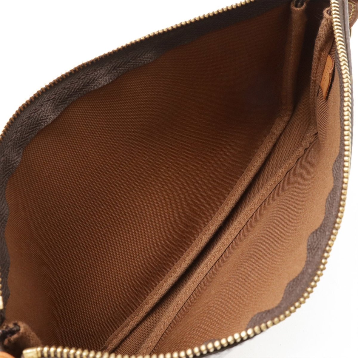 Louis Vuitton Pochette Accessoire - Brandsamsara