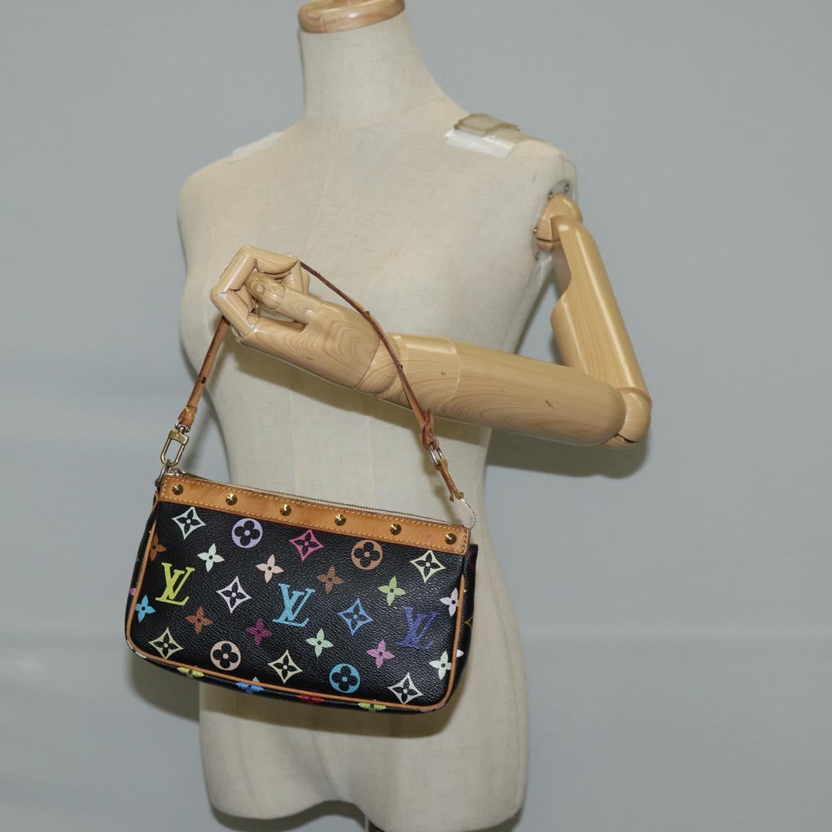 Louis Vuitton Pochette Accessoire - Brandsamsara