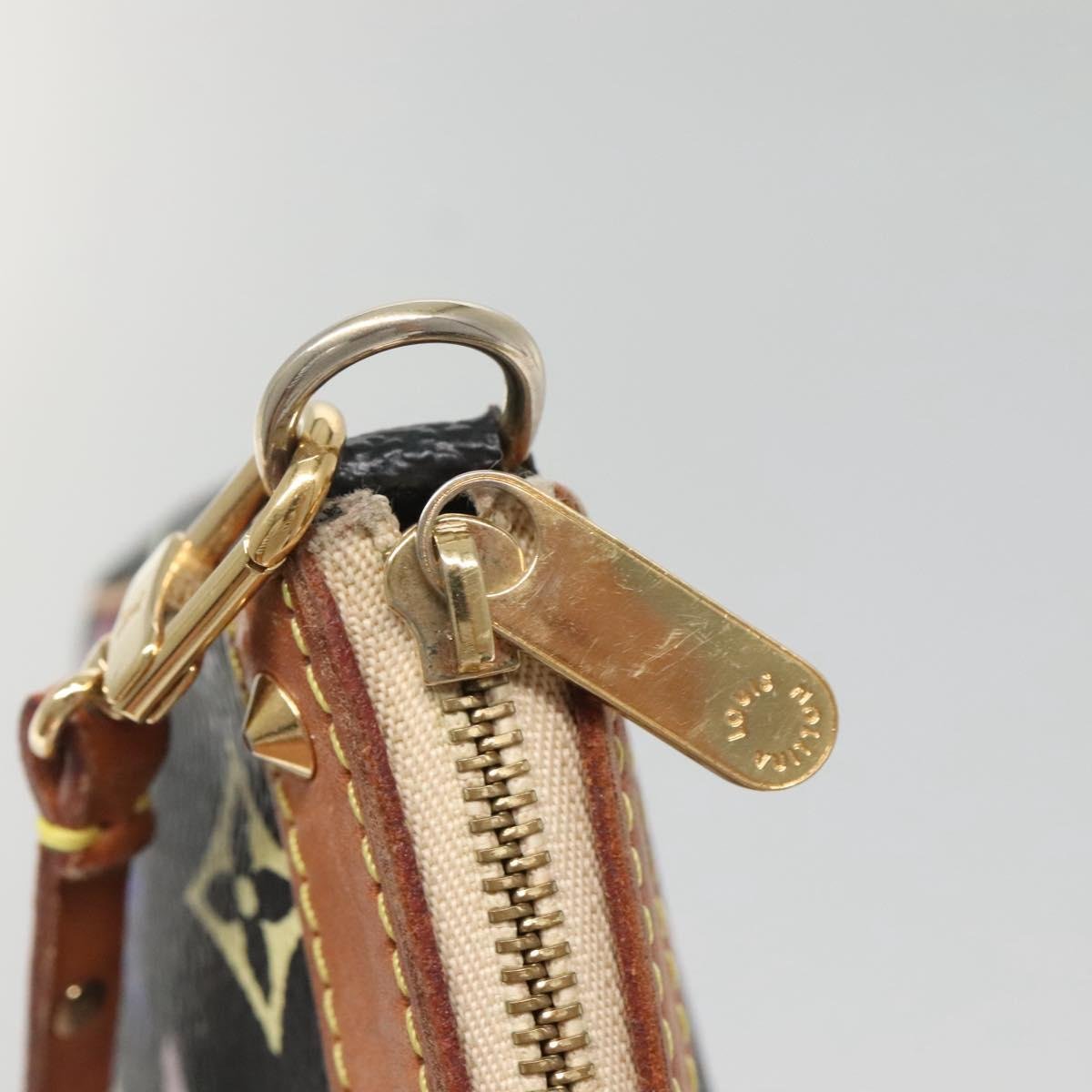 Louis Vuitton Pochette Accessoire - Brandsamsara