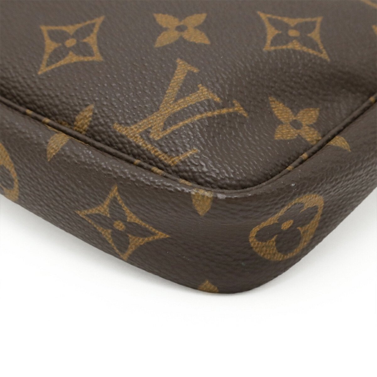 Louis Vuitton Pochette Accessoire - Brandsamsara