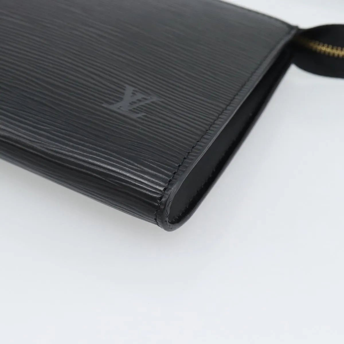 Louis Vuitton Pochette Accessoires - Brandsamsara