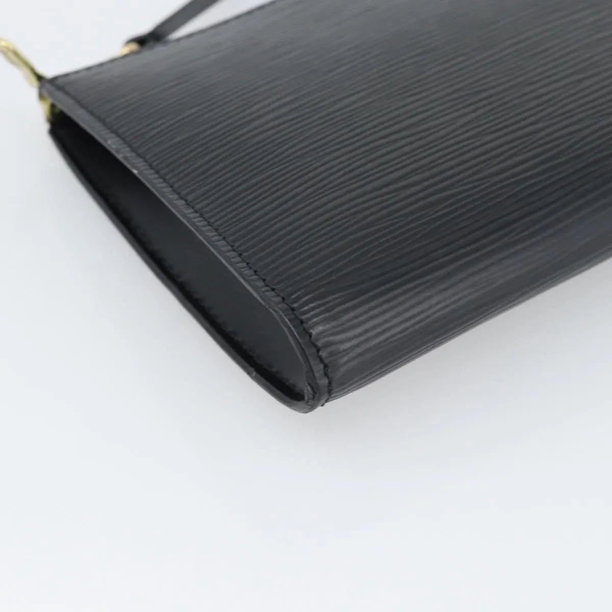 Louis Vuitton Pochette Accessoires - Brandsamsara
