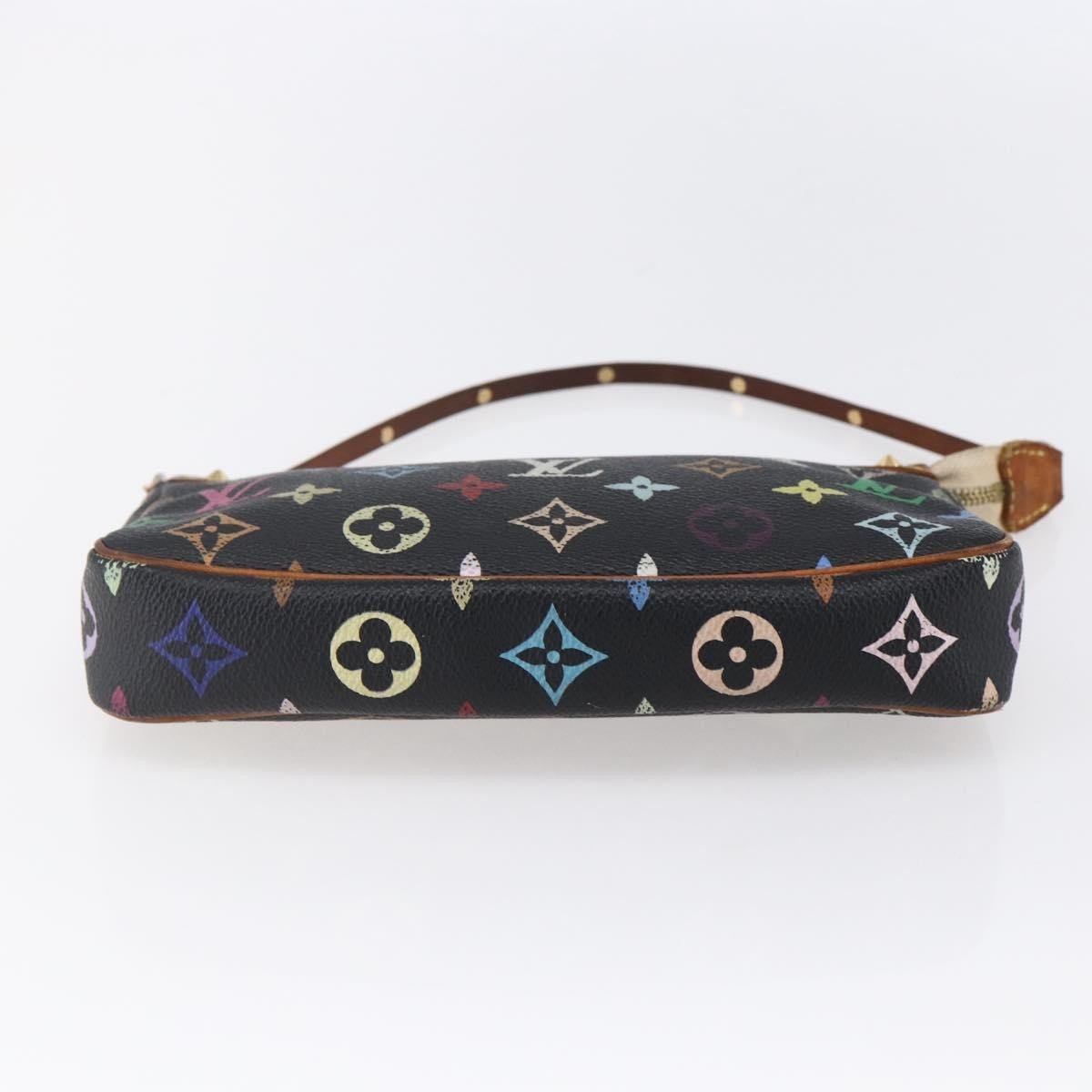 Louis Vuitton Pochette Accessoires - Brandsamsara