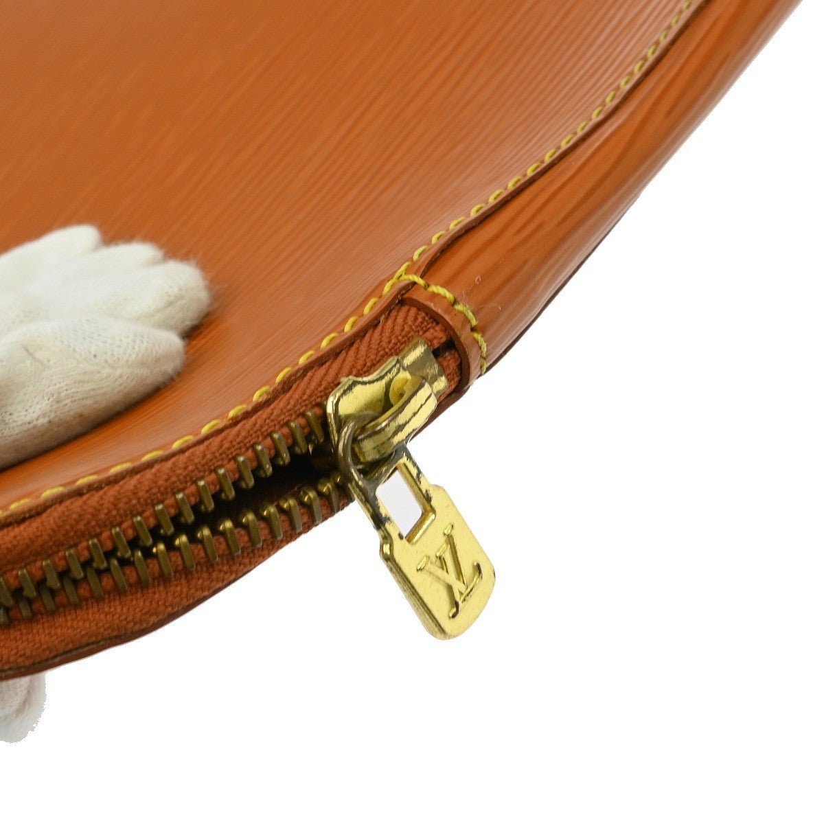 Louis Vuitton Pochette Jour - Brandsamsara