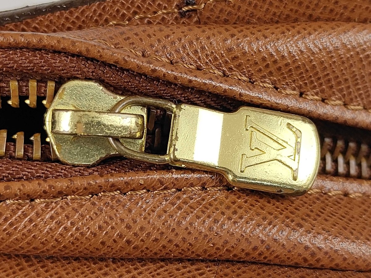 Louis Vuitton Pochette Orsay - Brandsamsara