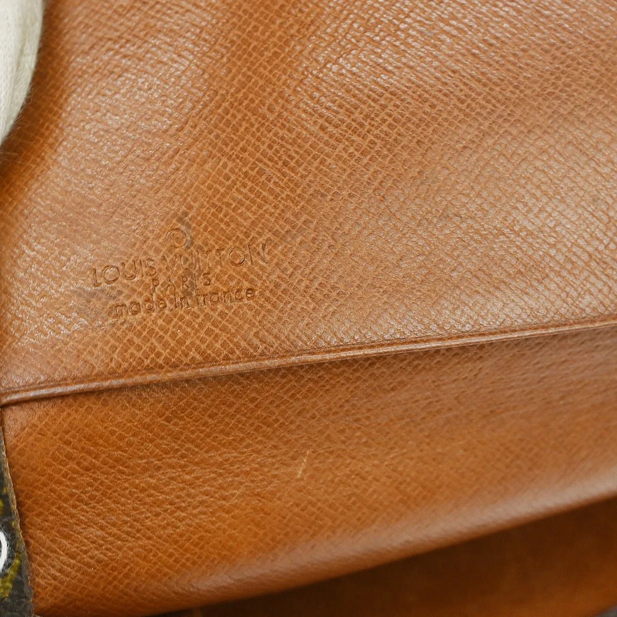Louis Vuitton Pochette Rabat - Brandsamsara