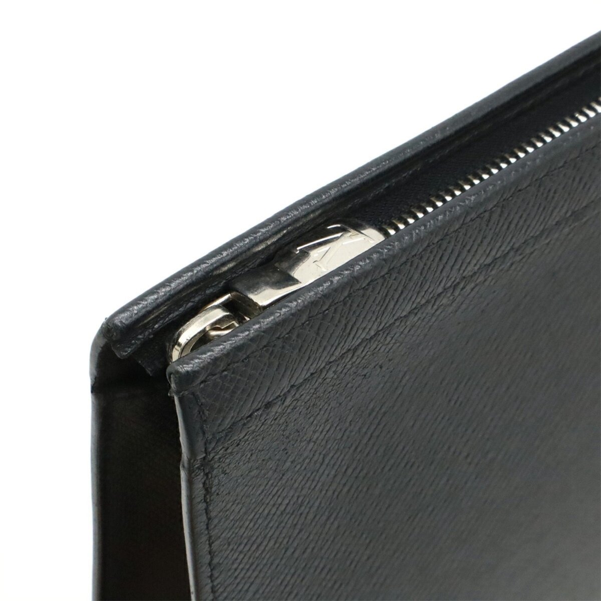 Louis Vuitton Pochette voyage - Brandsamsara