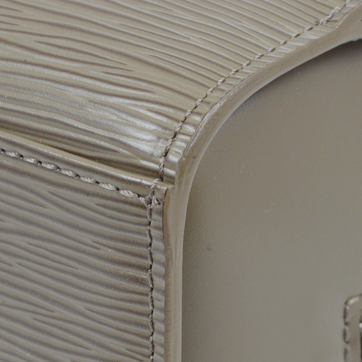 Louis Vuitton Pont Neuf Handbag - Brandsamsara