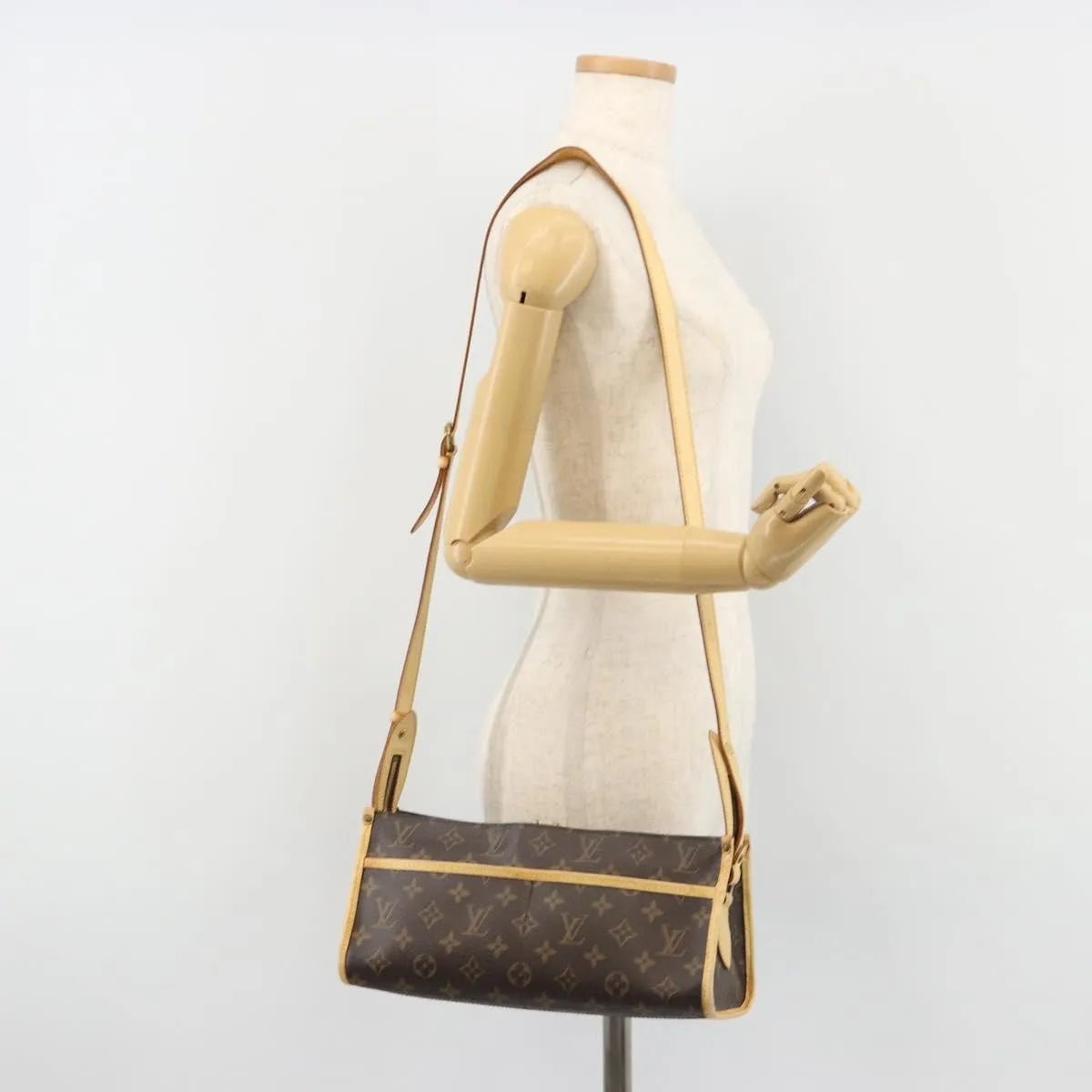 Louis Vuitton Popincourt - Brandsamsara