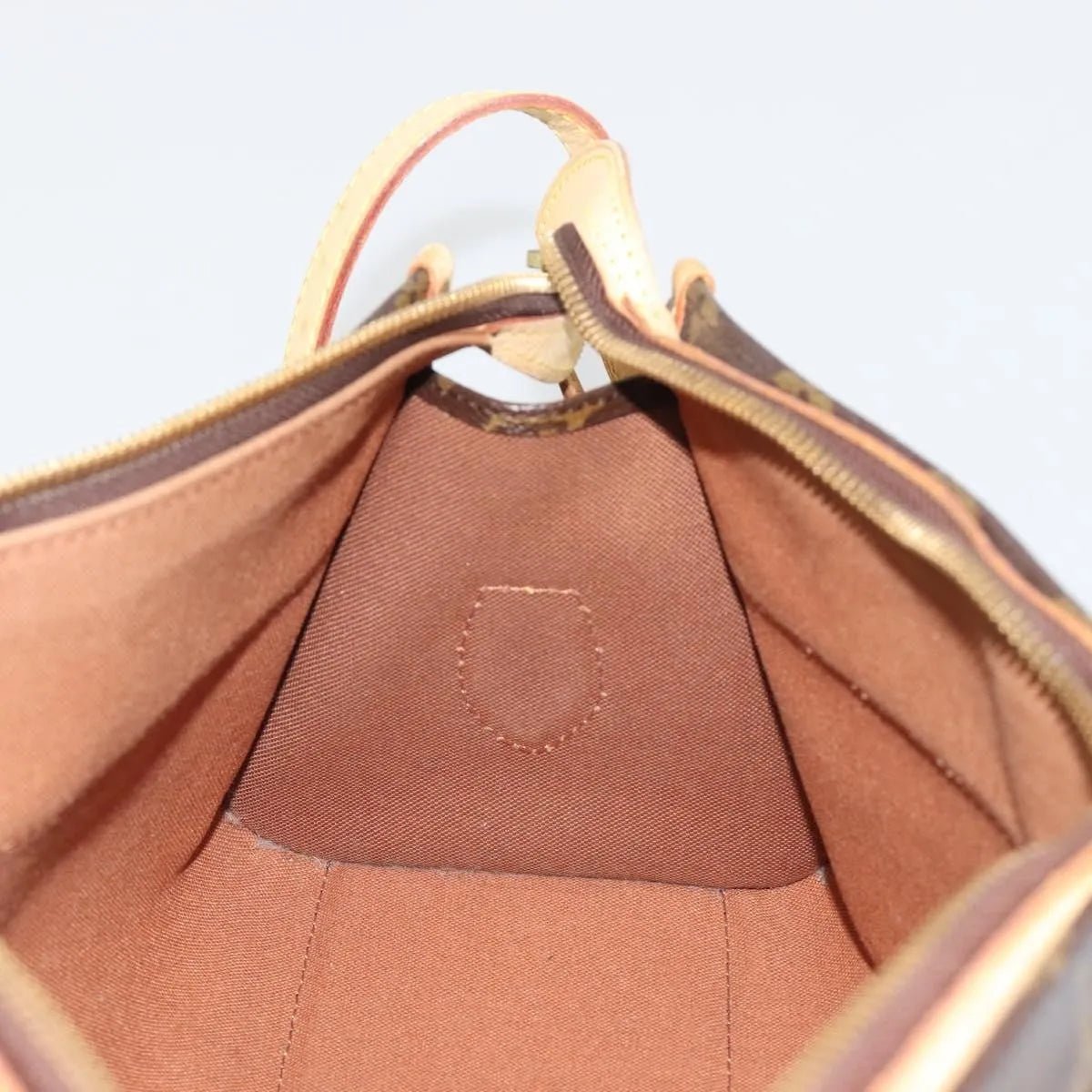 Louis Vuitton Popincourt - Brandsamsara
