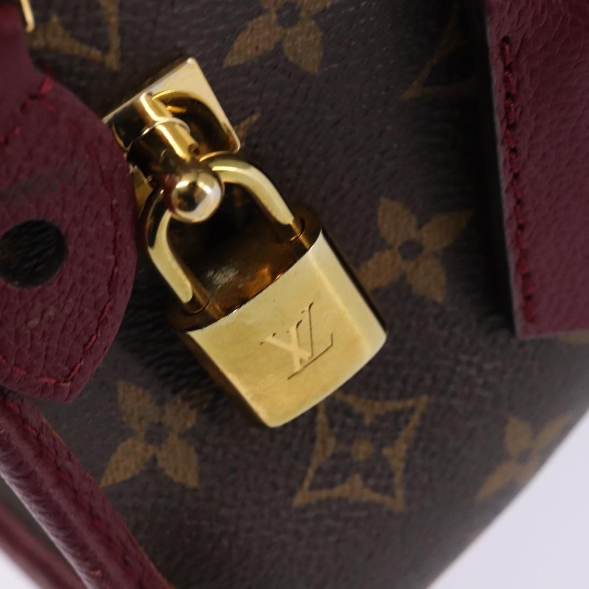 Louis Vuitton Popincourt NM Handbag - Brandsamsara