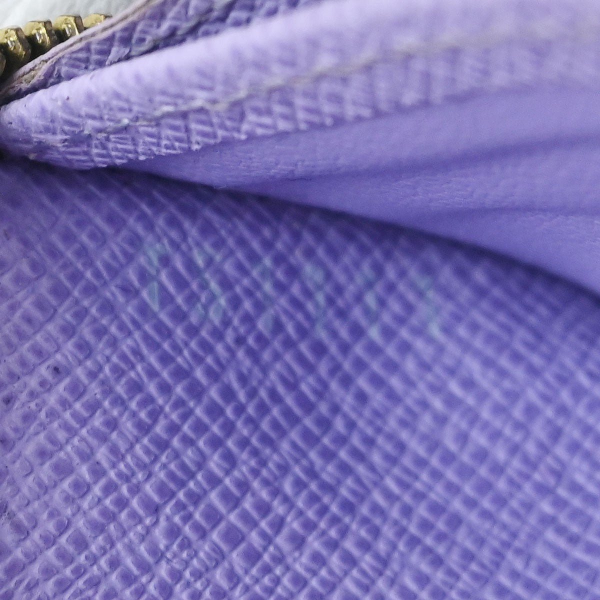 Louis Vuitton Porte - Monnaie Zippy Wallet - Brandsamsara