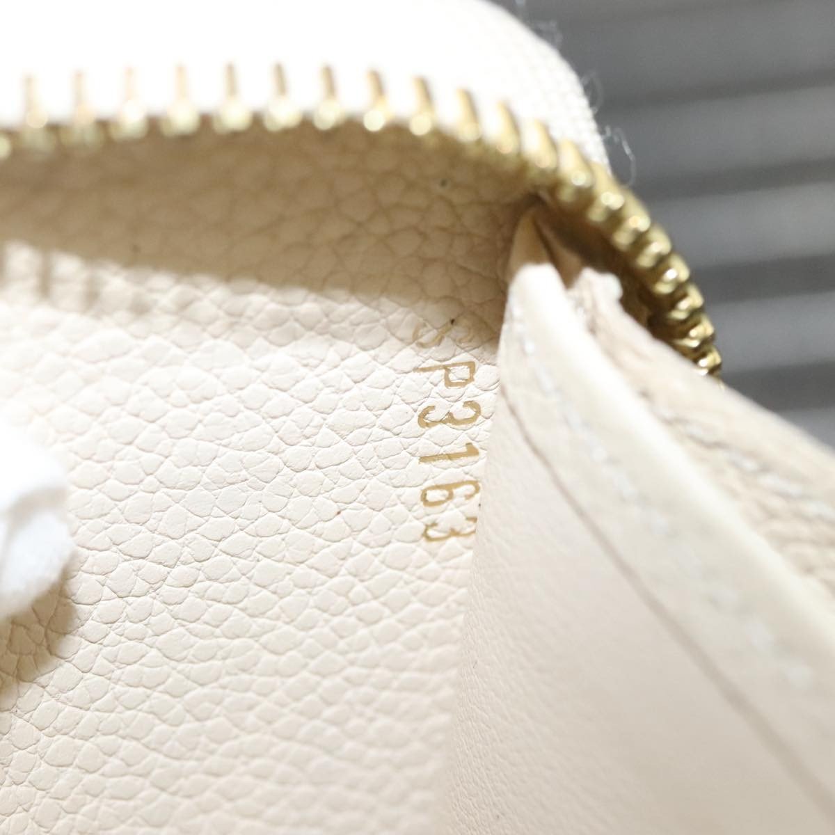 Louis Vuitton Portefeuille zippy Monogramme Empreinte - Brandsamsara