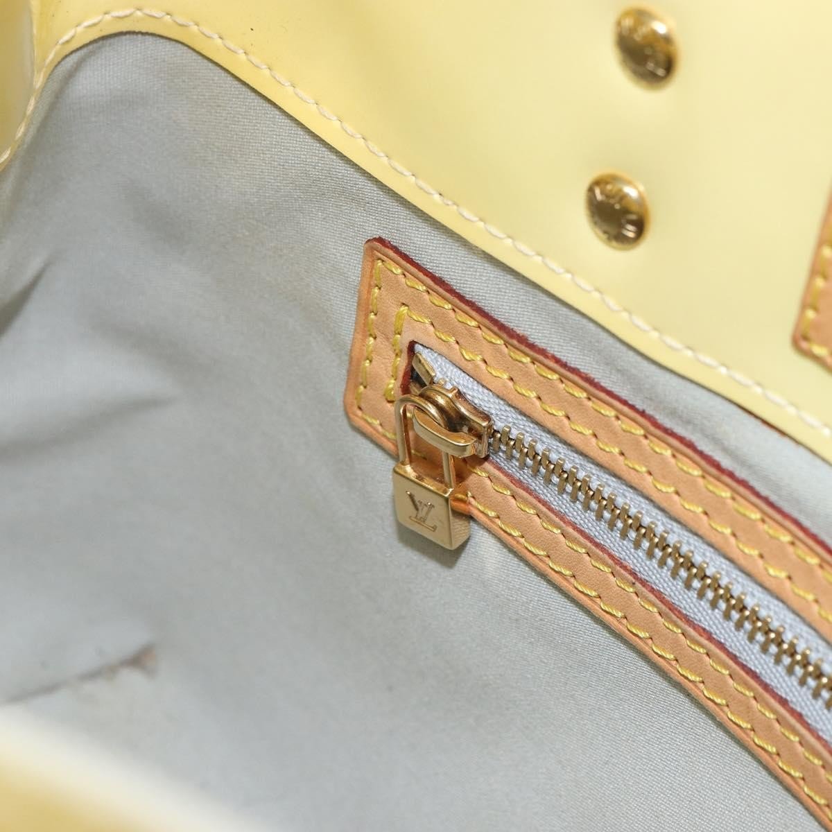 Louis Vuitton Reade Handbag - Brandsamsara