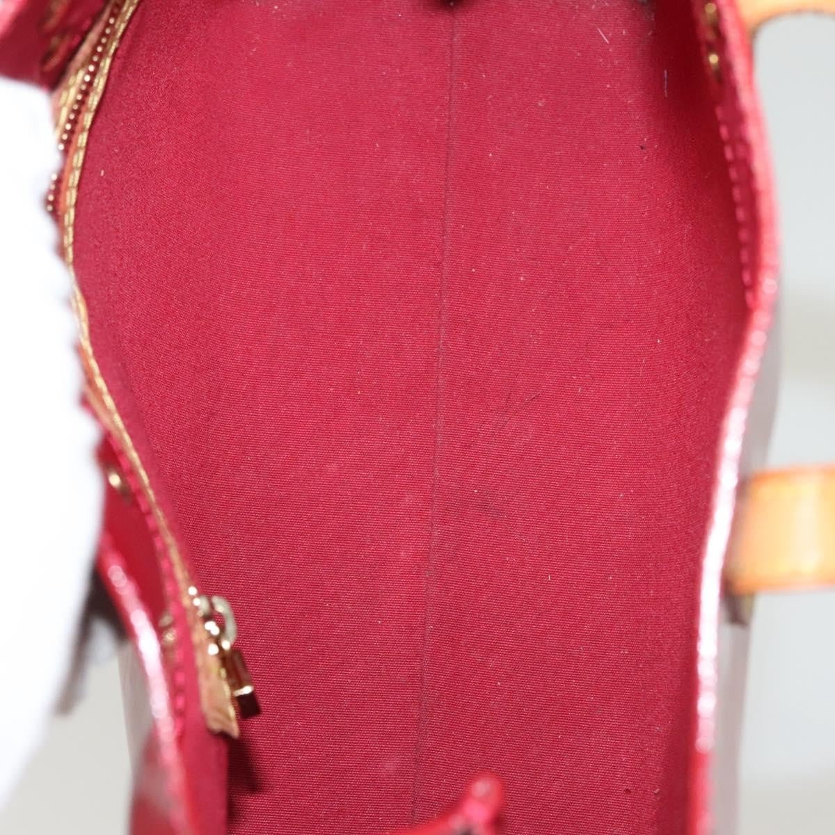 Louis Vuitton Reade Handbag - Brandsamsara