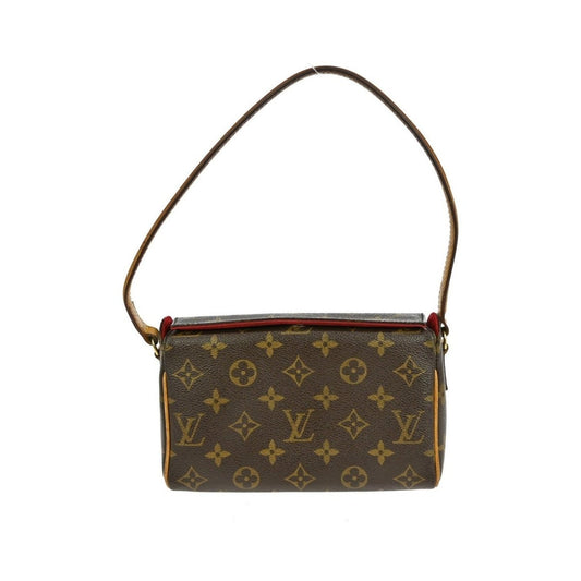 Louis Vuitton Recital - Brandsamsara
