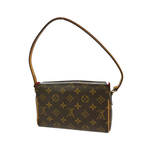 Louis Vuitton Recital - Brandsamsara