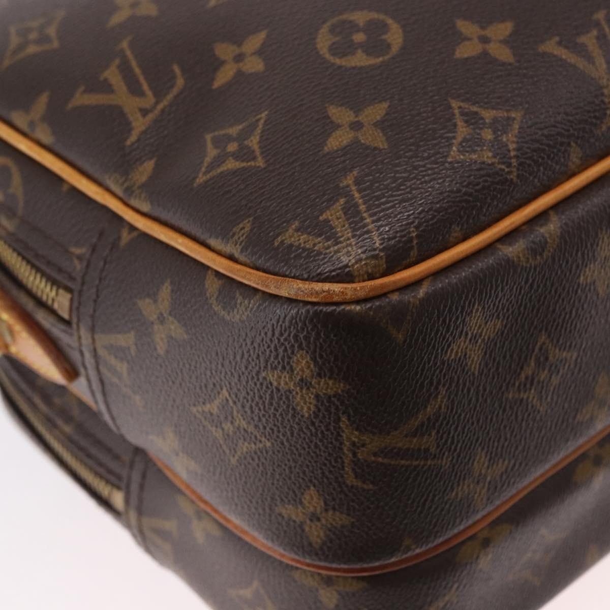Louis Vuitton Reporter - Brandsamsara