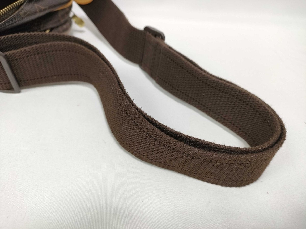 Louis Vuitton Reporter - Brandsamsara
