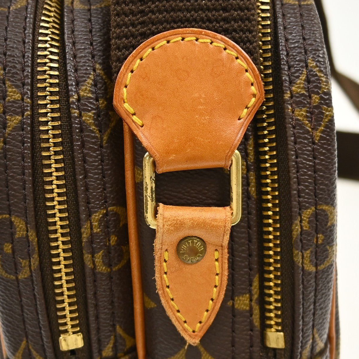 Louis Vuitton Reporter - Brandsamsara
