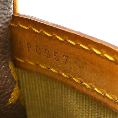 Louis Vuitton Reporter - Brandsamsara