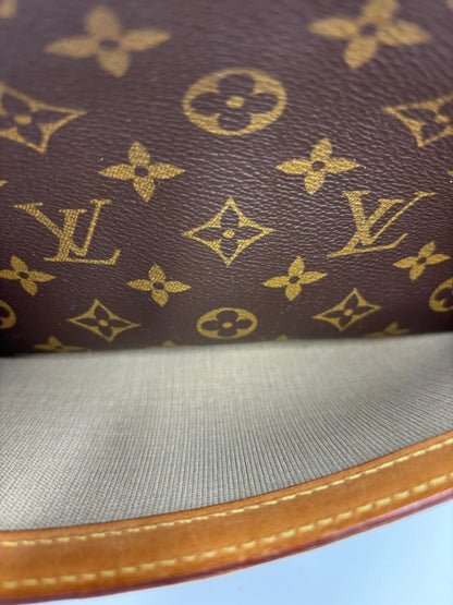 Louis Vuitton Reporter - Brandsamsara