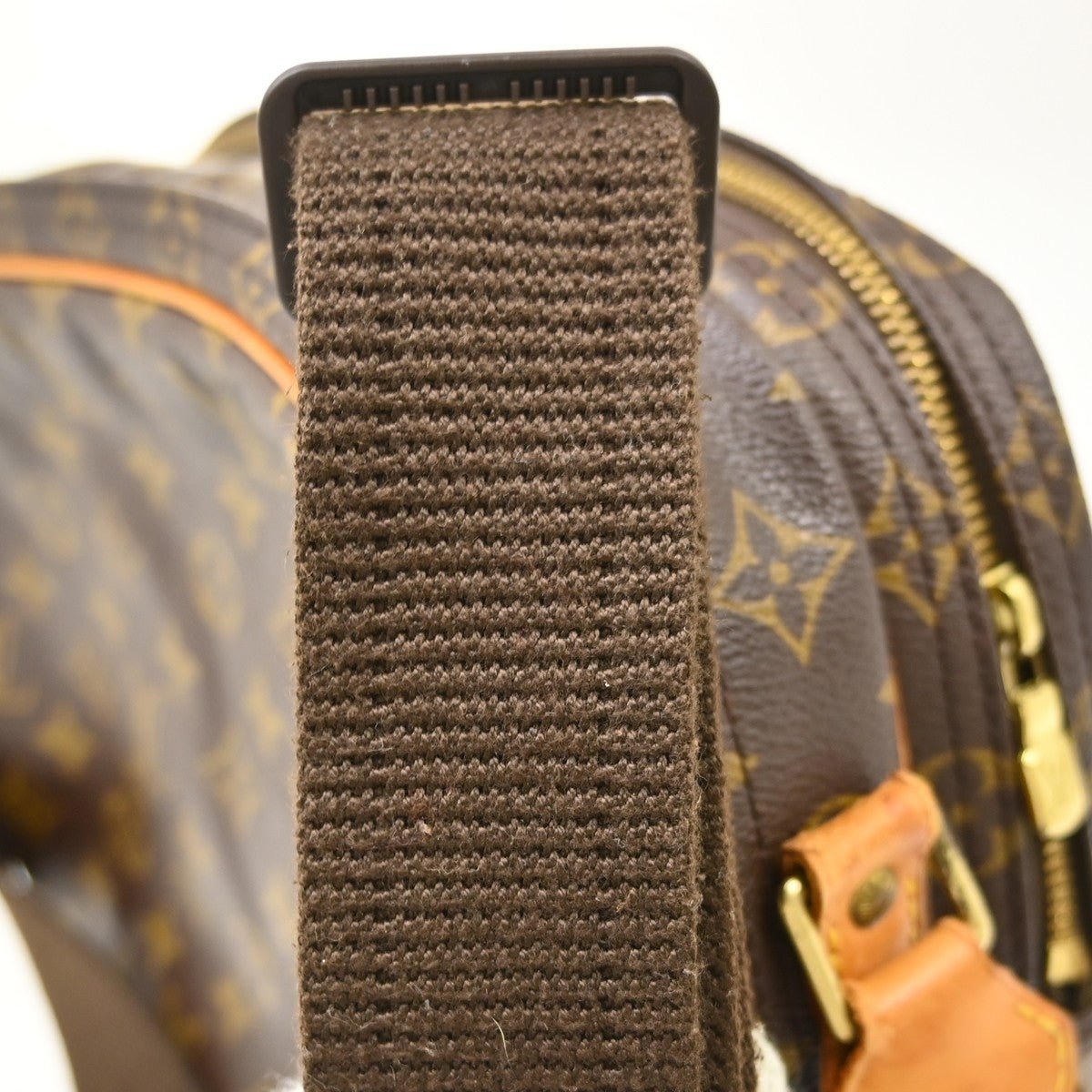 Louis Vuitton Reporter - Brandsamsara