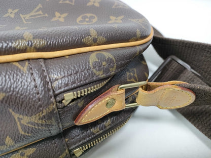 Louis Vuitton Reporter - Brandsamsara