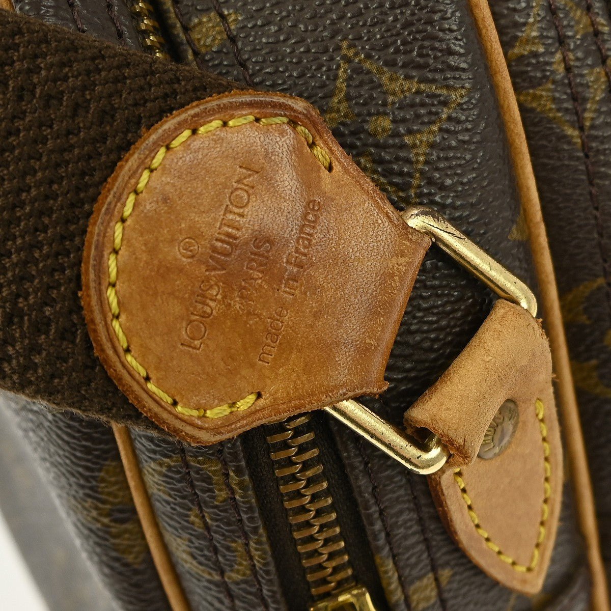 Louis Vuitton Reporter Bag - Brandsamsara